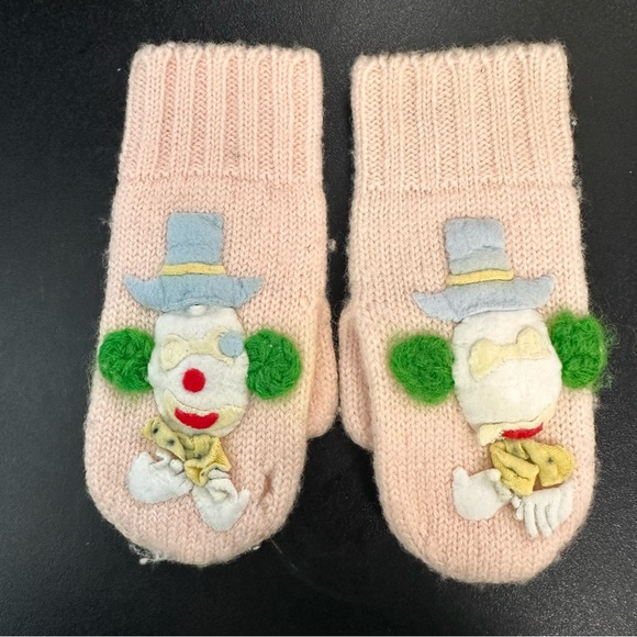 Vintage hand crafted pink knitted appliqué clown, gloves, little girl - Picture 1 of 8